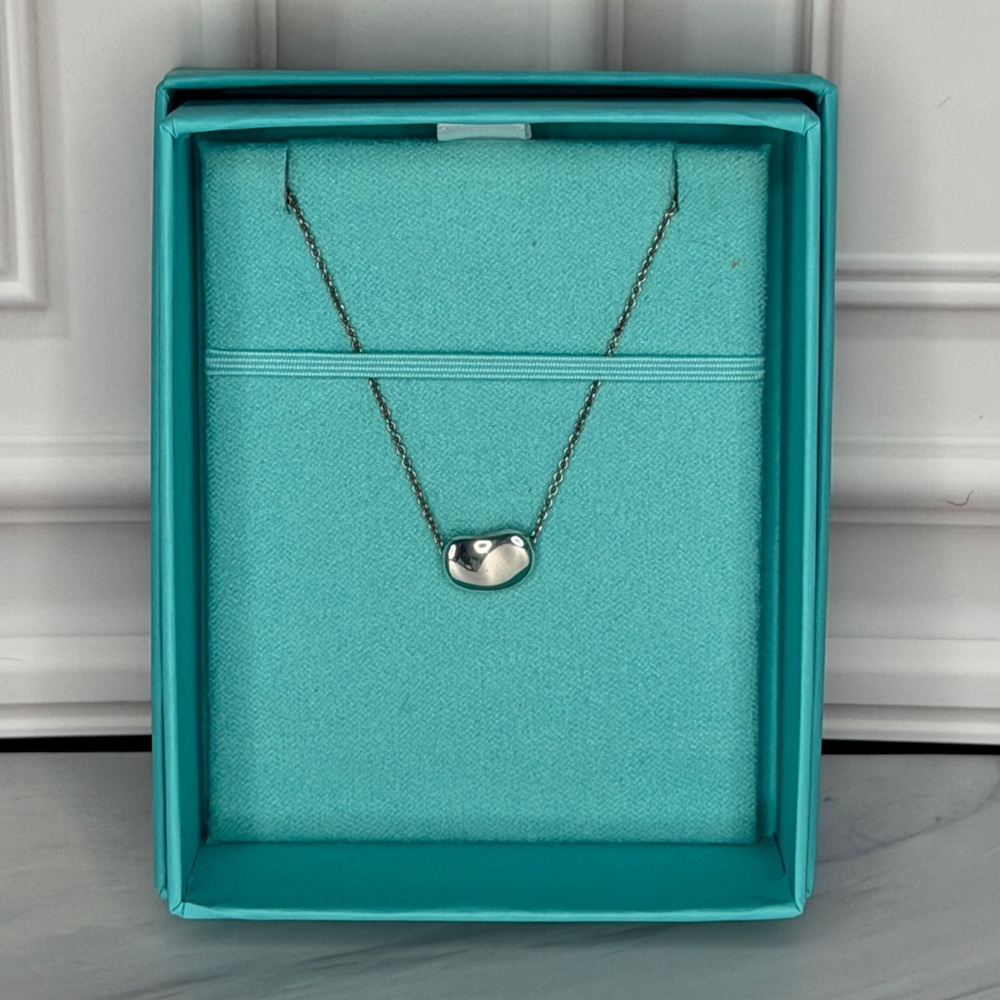 Tiffany & Co. Elsa Peretti Sterling Silver Bean Necklace Pendant | Original Box - Picture 4 of 6